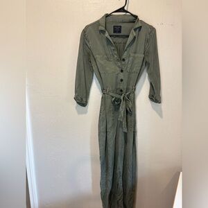 Abercrombie & Fitch green jumpsuit